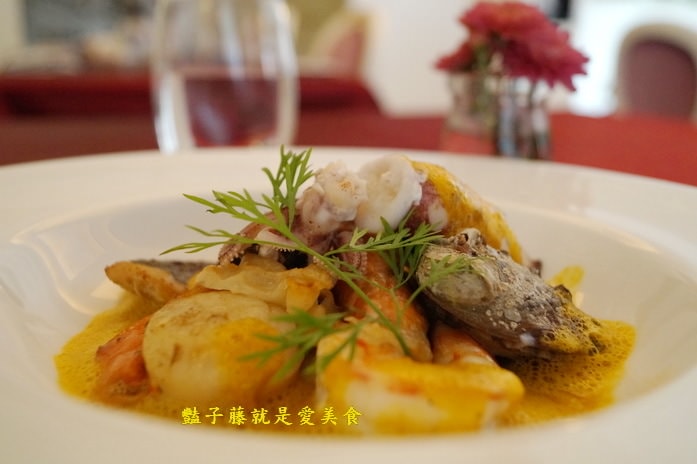 台中法式料理主菜馬賽燴海鮮．連甜點都很棒的夏蒙法式小館【豔子藤就是愛美食】