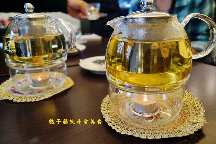 【甜忌廉】台中下午茶．香港師傅甜點店．巷弄隱藏的幸福甜心．豔子藤就是愛美食