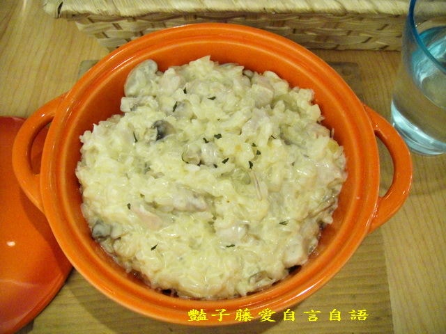 愛上奶油白醬蘑菇雞肉燉飯．DeLight Cafe【豔子藤就是愛美食】