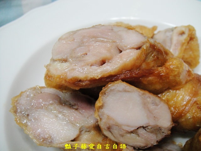 傳統小吃＆老船長。夜市人氣美食爆漿雞肉捲【豔子藤美食嚐鮮試吃報告】