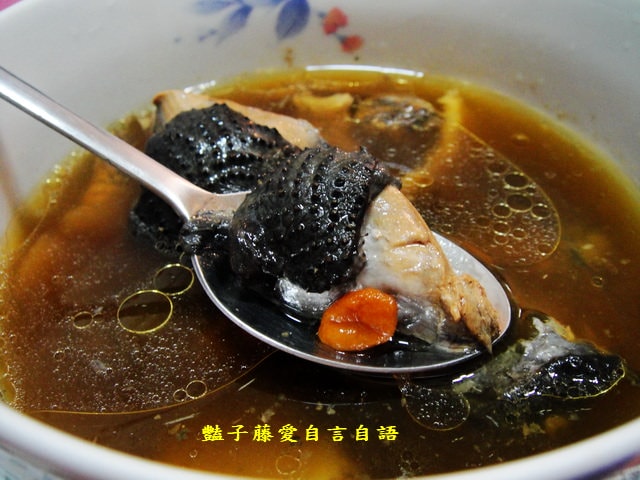 豔家廚房＆薑母烏骨雞湯。冬季滋補好湯簡單料理【豔子藤就是愛美食】