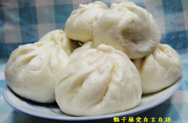 花蓮在地小吃＆公正包子。皮Ｑ餡多平價的美味【豔子藤就是愛美食】