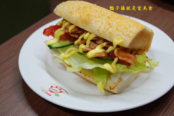 【蕃茄村漢堡】台中早午餐．元氣滿滿．好吃樂活堡．食尚輕食．豔子藤就是愛美食