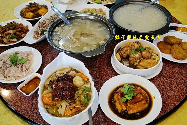 【大祥海鮮屋】台灣美食道地客家菜.台中西屯區美食.客家盆菜很經典.梅干扣肉與魚脯燜豆腐好吃又下飯