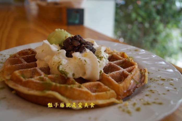 台中北平路美食．加湯專賣好湯．奶油起司焗烤麵包彈好食【豔子藤就是愛美食】