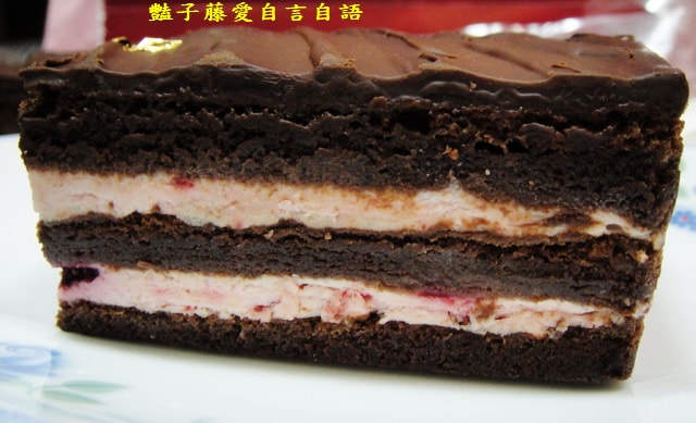 甜食糕點＆艾波索烘焙坊。魔術黑金磚巧克力的濃情蜜意【豔子藤美食嚐鮮試吃報告】(感謝推薦～登上愛合購精選文章)