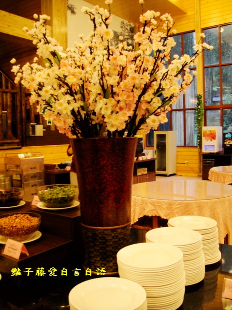 南投早午輕食＆溪頭龍門客棧。自助式早餐風味擔仔麵和竹香筍飯【豔子藤就是愛美食】登上聯合新聞網首頁