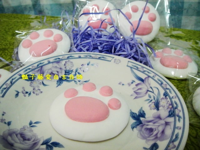甜食糕點＆杯子物語。可愛粉紅貓掌棉花糖超卡哇伊【豔子藤美食嚐鮮試吃報告】