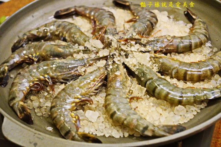魚人船釣海鮮餐廳．總鋪師辦桌．台菜海鮮吃好料【豔子藤就是愛美食】