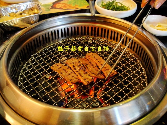 澄川黃鶴洞燒肉之丘．極炙炎燒韓式料理【豔子藤就是愛美食】