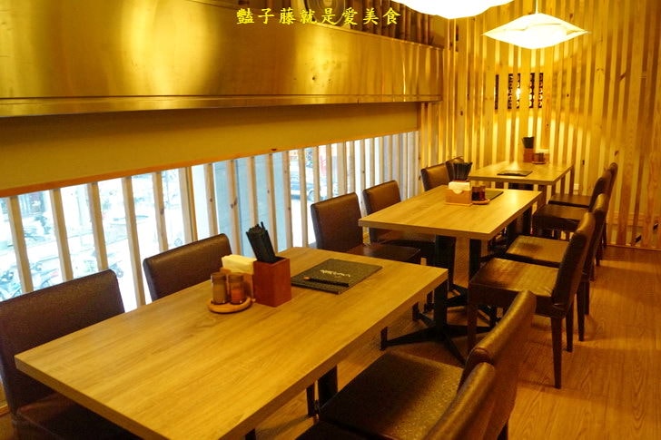 【赤坂拉麵】台中好吃拉麵.日式肋排拉麵豪邁吃.日本電視冠軍拉麵.逢甲文華道店.說好的地獄麻辣拉麵超過癮