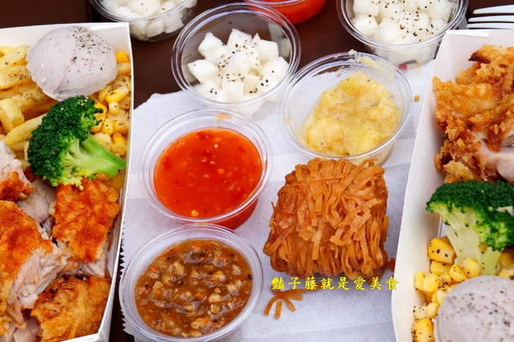 【醬吃雞腿排一中店】一中商圈益民商圈在地小吃．獨門醬汁雞腿排．創意炸物起司蝦球和起司條好好吃