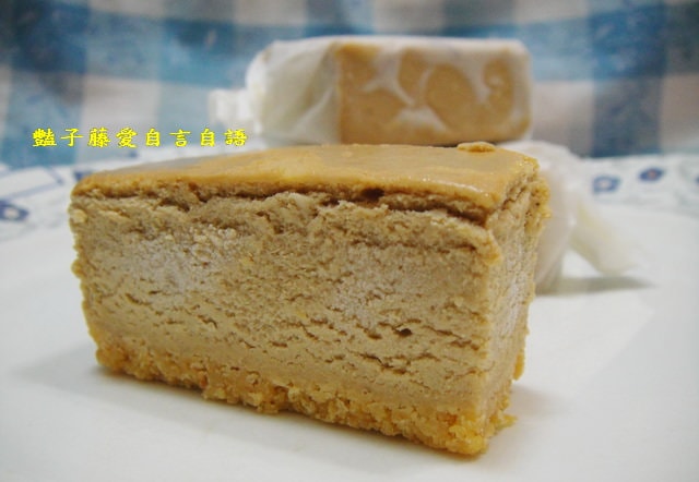 甜食糕點＆巨嘴鳥。原味抹茶楓糖咖啡冰淇淋重乳酪棒【豔子藤美食嚐鮮試吃報告】