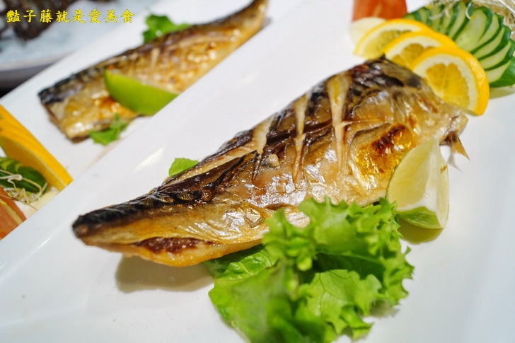【東街日式料理民生店】新竹美食平價日式料理．咖哩螃蟹．鮑魚荒煮．嚴選合菜料理．超值又豪邁