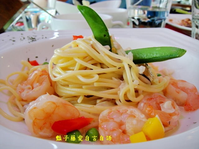 日光．郡義式廚坊．松露菌菇鮮蝦義大利麵美味大推【豔子藤就是愛美食】