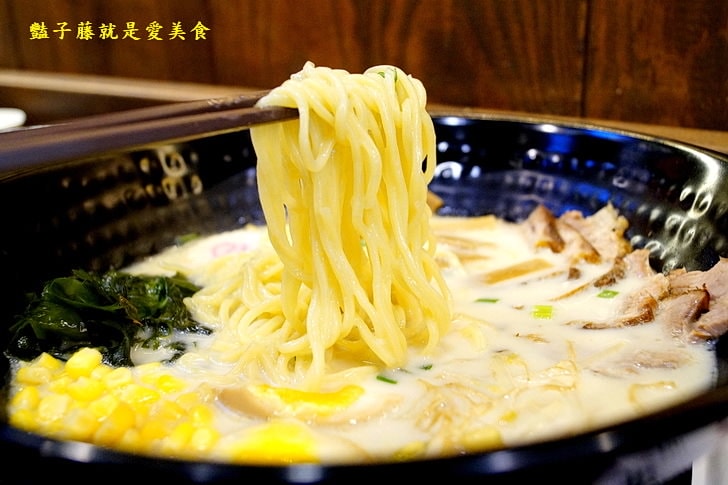 【鹿兒島拉麵火鍋專門店】豐原廟東小吃美食．豐原平價好吃拉麵．台灣口味相撲拉麵．誰來挑戰？