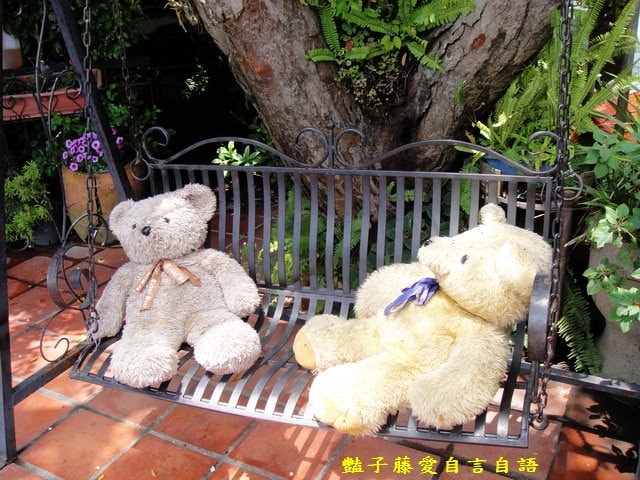 南投景觀餐廳&塔洛彎。烤得香噴噴的擺夷甕仔雞【豔子藤就是愛美食】感謝推薦登上聯合新聞網首頁