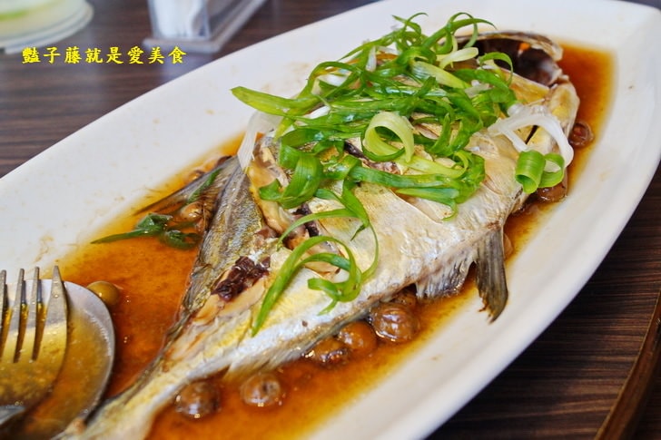 【佳濱成功旗魚專賣店】臺東成功旗魚咖啡.黑潮頂級生魚片配咖啡.甜點檸檬蒟蒻竟是曼波魚皮?豔子藤台東美食地圖