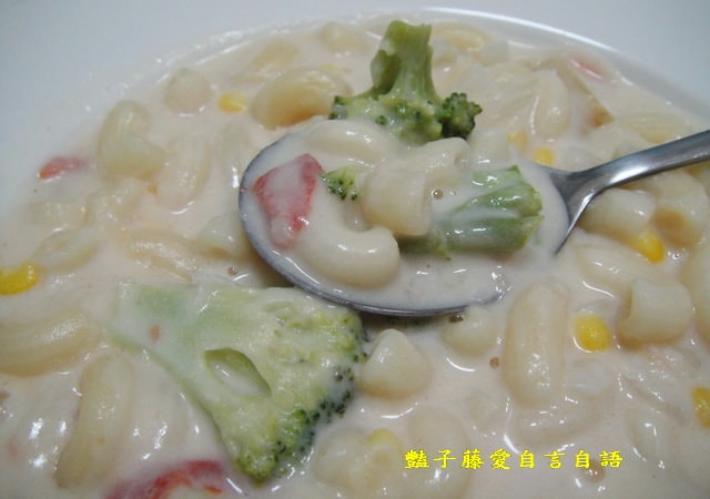 煮食麵點＆金品mini cook義大利麵。害羞兔頑皮熊好奇象美味報到【豔子藤美食嚐鮮試吃報告】