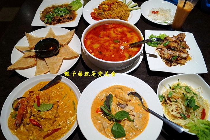 【泰食尚泰式餐廳】台中南屯泰式料理大墩店．紅咖哩炒椰汁豬搭泰國茉莉香米飯．咖哩草蝦滑蛋柔嫩好吃