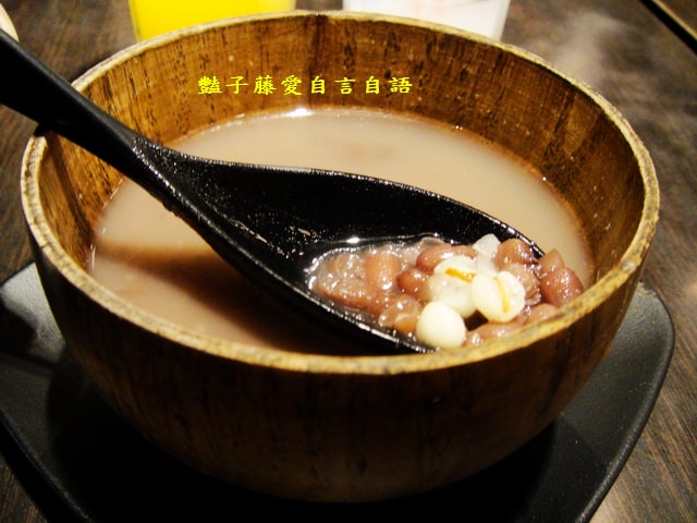 加部屋大口拉麵。豚骨叉燒拉麵+味噌炸豬排拉麵呼嚕大口吃【豔子藤就是愛美食】