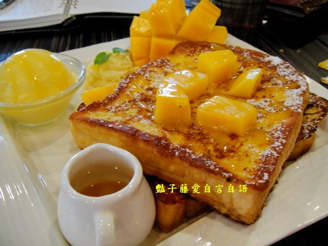 鯊魚咬吐司．墨西哥丁骨厚切豬排豪邁咬一口【豔子藤就是愛美食】