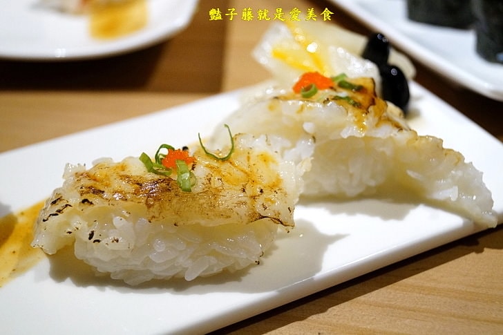 【米上有魚嘉義壽司店】大綜合壽司．天使蝦握壽司．軟殼蟹炸蝦捲創作壽司．嘉義美食好吃日式料理