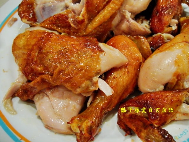 歐式香草烤雞吮指回味手扒雞．21世紀風味館【豔子藤就是愛美食】