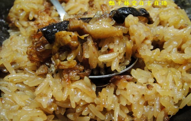 煮食麵點＆食家諾姆拉。香Ｑ荷葉櫻花蝦油飯【豔子藤美食嚐鮮試吃報告】