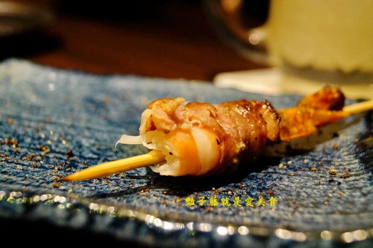 【新竹城隍廟美食】新竹Moibon炭火串燒．日式居酒屋也有好吃的美式炭烤沙朗牛排．甜點日式烤麻糬燒完美必點