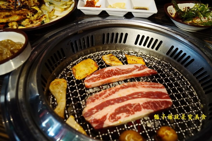 味肉舖韓國烤肉．新竹韓式料理．正宗韓式烤五花肉大口吃【豔子藤就是愛美食】