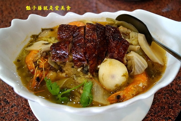 【大祥海鮮屋】台灣美食道地客家菜.台中西屯區美食.客家盆菜很經典.梅干扣肉與魚脯燜豆腐好吃又下飯