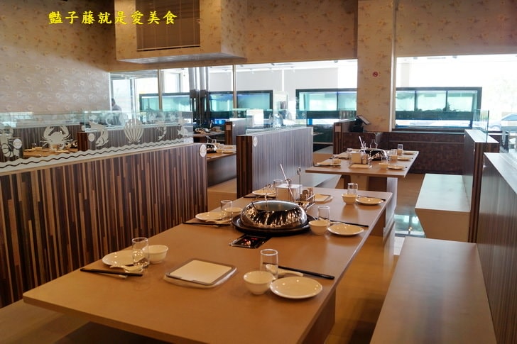 【蒸食在台中美食婚宴會館】台中南屯區海鮮餐廳.原味蒸活海鮮.雙龍蝦與海中王肥豬蝦.粥底依然是精華之所在