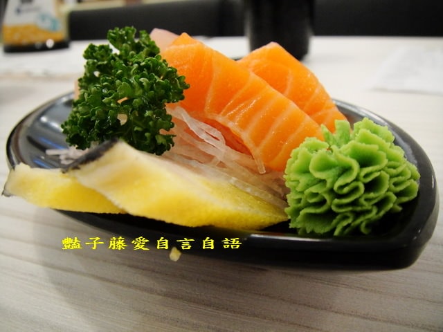 一築金野台炙燒牛肉握壽司．盛合海鮮蓋飯幸福美味【豔子藤就是愛美食】