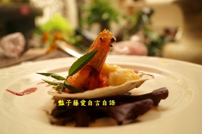 台中異國料理琵央卡義式餐廳．巷弄中的美食【豔子藤就是愛美食】