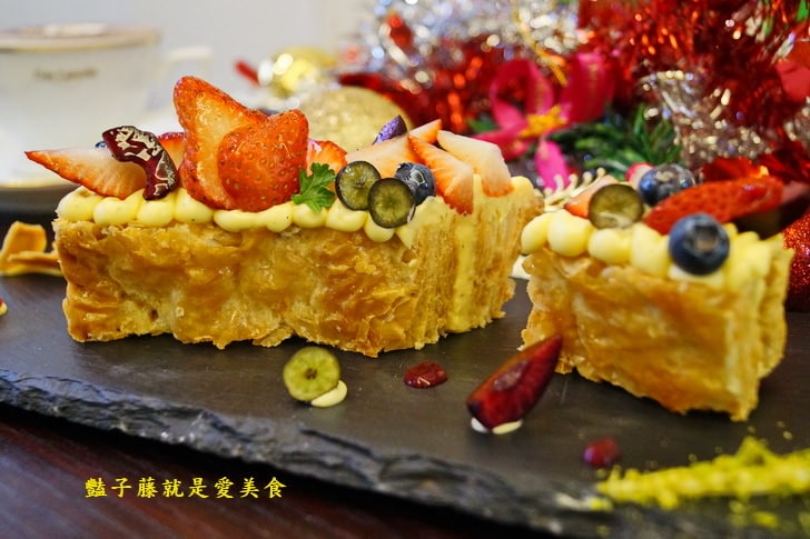【甜忌廉】台中下午茶．香港師傅甜點店．巷弄隱藏的幸福甜心．豔子藤就是愛美食