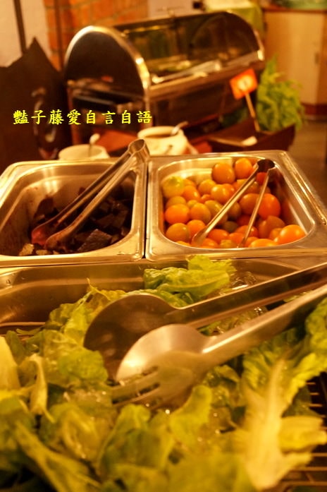 台中異國料理琵央卡義式餐廳．巷弄中的美食【豔子藤就是愛美食】