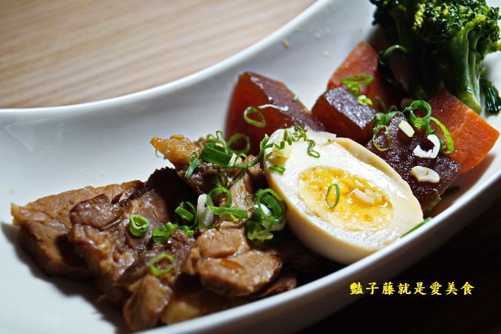 有喜屋日式煎餃．居酒屋專賣餃子．全台最酷餃子店【豔子藤就是愛美食】