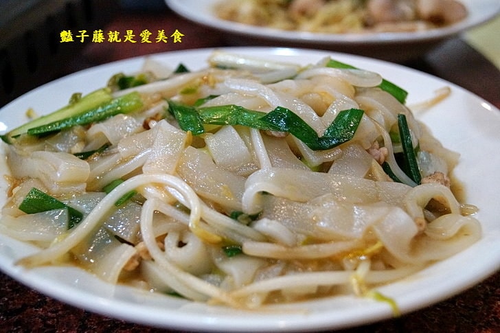 【大祥海鮮屋】台灣美食道地客家菜.台中西屯區美食.客家盆菜很經典.梅干扣肉與魚脯燜豆腐好吃又下飯
