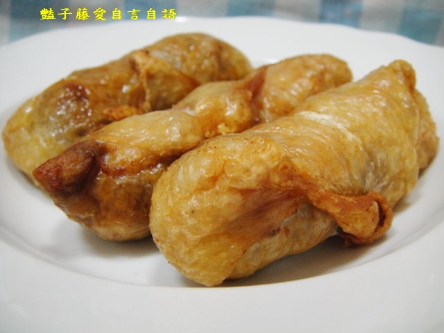 傳統小吃＆老船長。夜市人氣美食爆漿雞肉捲【豔子藤美食嚐鮮試吃報告】