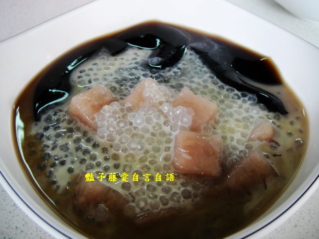 台中甜品糕點＆瑪露連嫩仙草．台中老字號必吃美食【豔子藤就是愛美食】登上聯合新聞網首頁