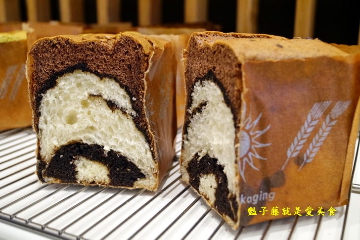【品麵包】台中吐司專賣店.早晨六點半.中部最早出爐的完熟吐司.愛上吐司.50種吐司.日系歐式麵包細細品味