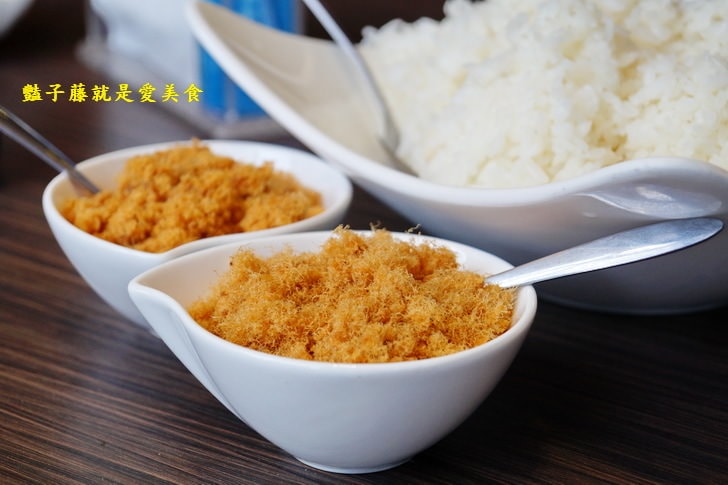 【佳濱成功旗魚專賣店】臺東成功旗魚咖啡.黑潮頂級生魚片配咖啡.甜點檸檬蒟蒻竟是曼波魚皮?豔子藤台東美食地圖
