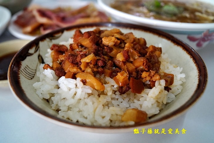 【大雅正統魷魚羹羊肉羮】台中大雅在地小吃．食尚玩家報導台灣小吃．羊肉炒飯與魷魚羹和肉角飯是人氣招牌