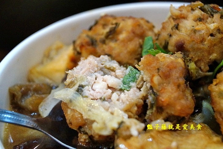 【大祥海鮮屋】台灣美食道地客家菜.台中西屯區美食.客家盆菜很經典.梅干扣肉與魚脯燜豆腐好吃又下飯
