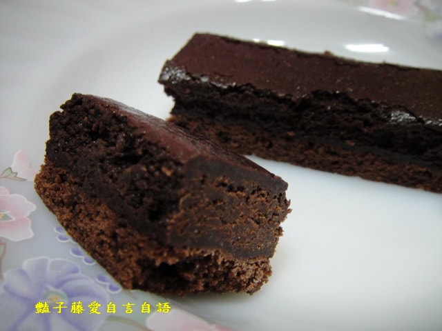 甜食糕點＆杯子物語紅酒巧克力法式長起士。幸福【豔子藤美食嚐鮮試吃報告】(感謝推薦～登上愛合購精選文章)
