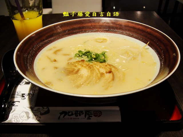 加部屋大口拉麵。豚骨叉燒拉麵+味噌炸豬排拉麵呼嚕大口吃【豔子藤就是愛美食】