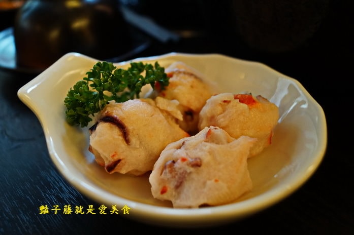 鍋無二極鮮鍋物.豐原火鍋巴蜀麻辣.東北酸菜.金黃泡菜道地好湯頭【豔子藤就是愛美食】