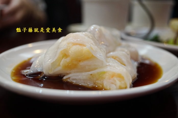 鑫旺角茶餐廳．台中北平路美食．香茜牛肉腸粉好吃推薦．鬼馬炒飯很厲害【豔子藤就是愛美食】