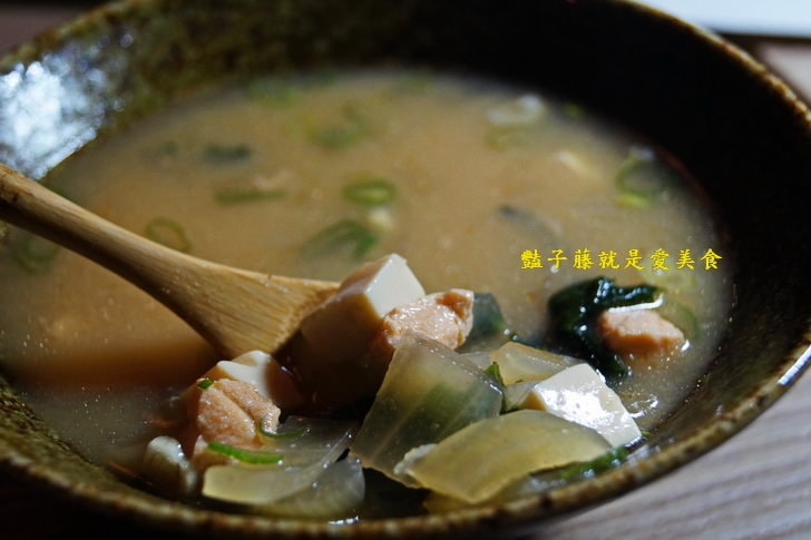 有喜屋日式煎餃．居酒屋專賣餃子．全台最酷餃子店【豔子藤就是愛美食】